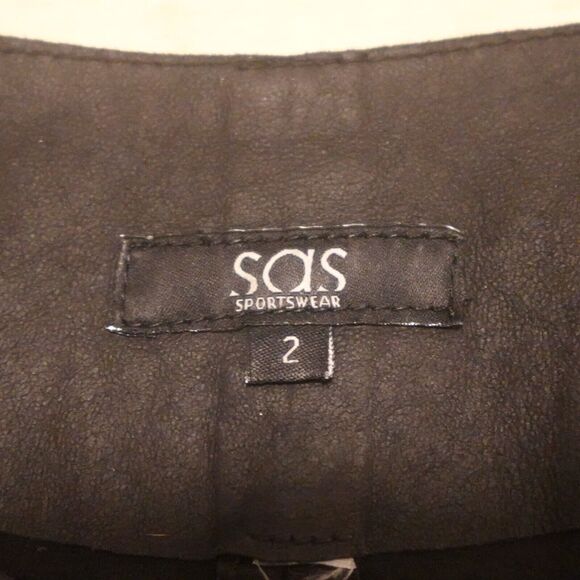 SAS Sportswear Women 2 Top Leather Sleeveless Round Neck Black - Picture 3 of 5